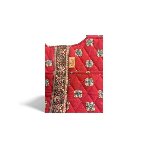 MaggiB Quilted Red Floral Tote Bag With Dual Handles & Zipper Closure - Picture 6 of 7